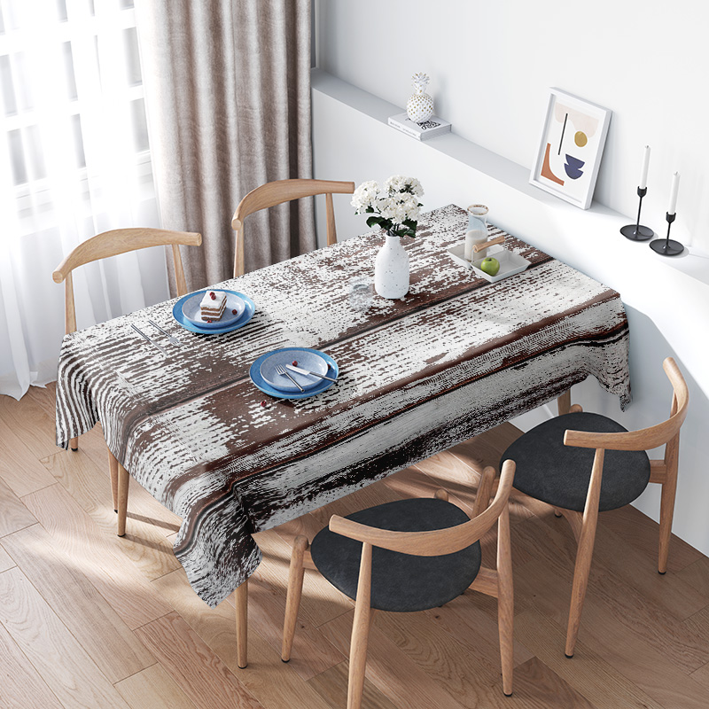 Kids Outdoor Dining Table - 소박한 갈색 흰색 줄무늬 식탁보가 포함된